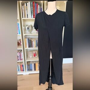 Titika Active Couture Short Sleeve Split Long Tunic Top in Black Size Small